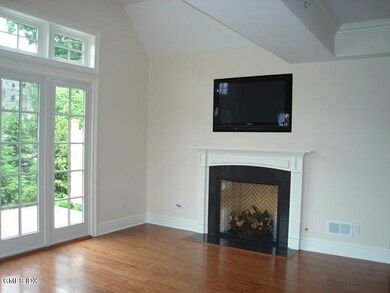 444 E Putnam Ave unit 1, Cos Cob, CT 06807 - photo 5