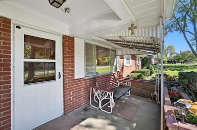 580 Lang Rd, Cincinnati, OH 45244 - photo 4