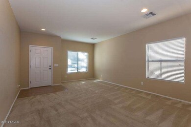 entry/living room