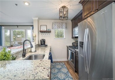 UPDATED Kitchen with SS Appliances - Granite ~ New Cabinetry ~ Lighting  and a Gas Stove!