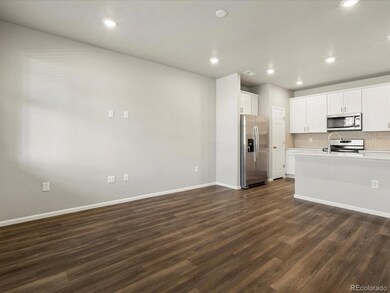 6392 N Lisbon St, Aurora, CO 80019 - photo 3