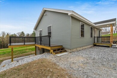 237 Maplewold Rd, Weare, NH 03281 - photo 5