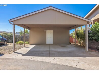 Carport