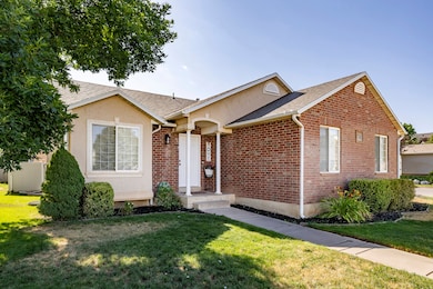 7544 S 2020 E, South Weber, UT 84405 - photo 2