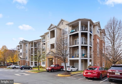 13506 Derry Glen Ct unit 103, Germantown, MD 20874 - photo 2