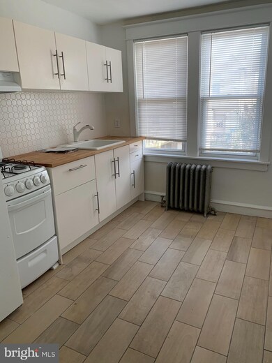 21 S Wycombe Ave unit B, Lansdowne, PA 19050 - photo 4