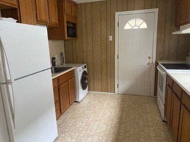 134 Clifton St unit 2, Malden, MA 02148 - photo 2