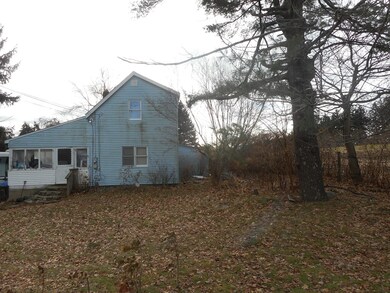 935 Mechanic St, Leominster, MA 01453 - photo 2