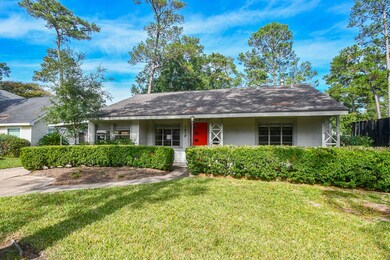 1070 Gardenia Dr, Houston, TX 77018 - photo 2