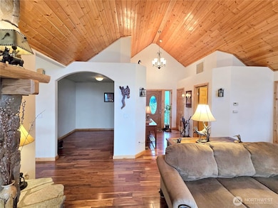 1028 Circle Dr, Camano Island, WA 98282 - photo 5