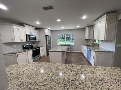 Gorgeous upgraded  Kitchen
