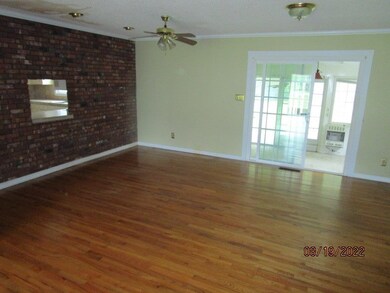 105 Dunbar Cir, Sylvester, GA 31791 - photo 4