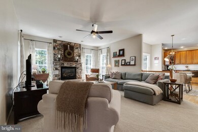 9635 Looking Glass Ct, Bristow, VA 20136 - photo 6