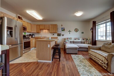 Living/Kitchen