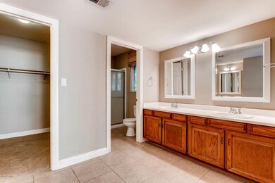 2707 S COTTONWOOD Mesa AZ-large-007-8-Ma