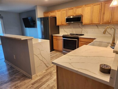 2541 Harn Blvd unit 4, Clearwater, FL 33764 - photo 3