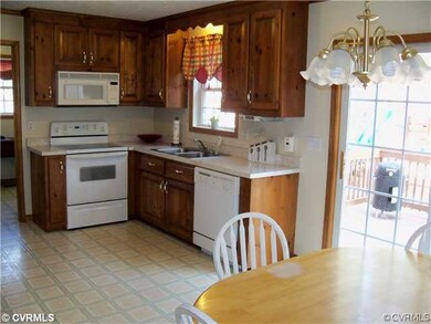 459 Courtney Ln, Aylett, VA 23009 - photo 3