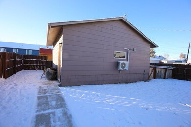 Detached Garage