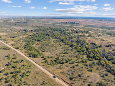 847 Barry Rd, Henrietta, TX 76365 - photo 6