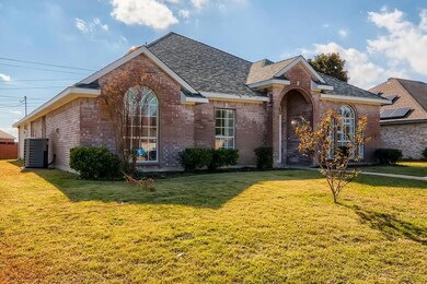 1200 Old Knoll Dr, Wylie, TX 75098 - photo 2
