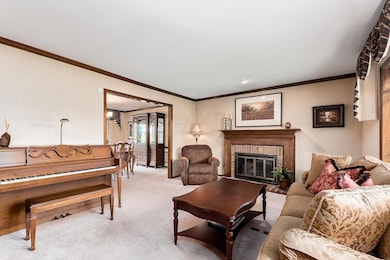 Living room 2