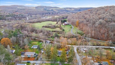 3 Polygraphic Ln, North Bennington, VT 05257 - photo 5