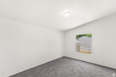 5100 S 1050 W unit E33, Ogden, UT 84405 - photo 6