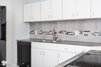 Kitchen 7806-SMALL
