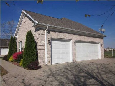 690 Barbara Sue Ln, Mount Washington, KY 40047 - photo 3