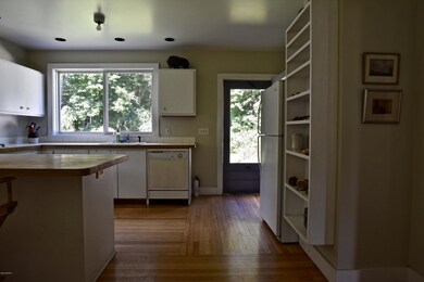 213 Oak St, Great Barrington, MA 01230 - photo 3