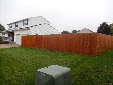 FULLY FENCED YARD - PRIVACY