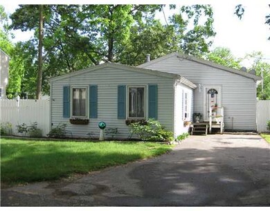 188 Maryland Ave, Warwick, RI 02888 - photo 2