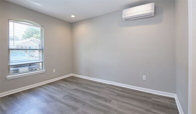 1308 Enid St unit 1, Houston, TX 77009 - photo 7