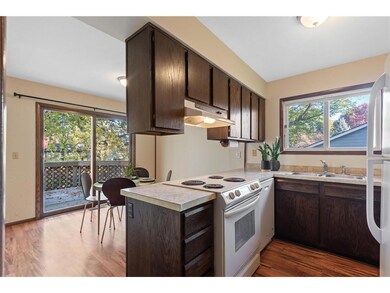 Kitchen/Dining