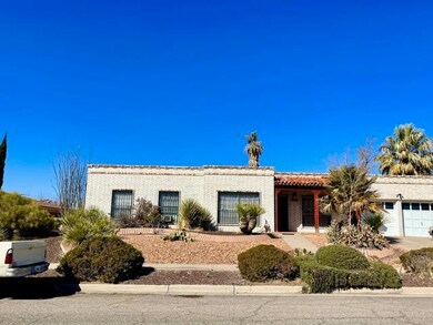 10505 Tomwood Ave, El Paso, TX 79925 - photo 2