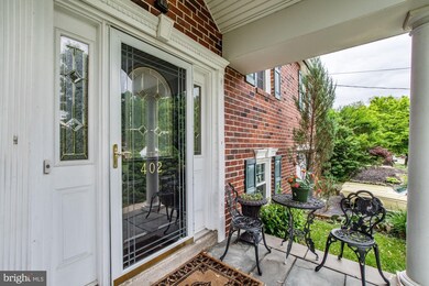 402 Camelot Dr, Brookhaven, PA 19015 - photo 4