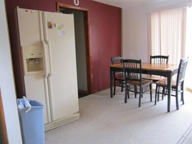 1327 Lakeview Ave, Klamath Falls, OR 97601 - photo 2