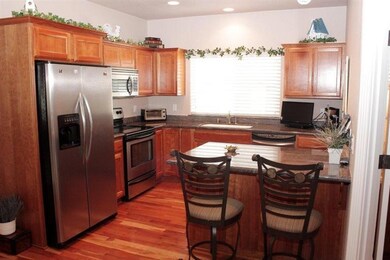 810 SW Bryn Ct, Grants Pass, OR 97527 - photo 3