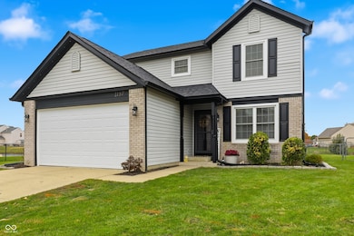 1137 Chateaugay Ct, Whiteland, IN 46184 - photo 3