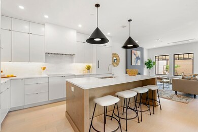 145 Warren St unit 5, Newton Center, MA 02459 - photo 5