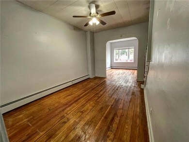 548 N 10th St, Allentown, PA 18102 - photo 6