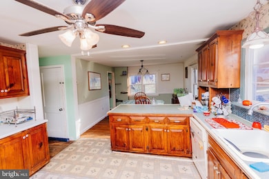 29 Cadwallader Ct, Yardley, PA 19067 - photo 3