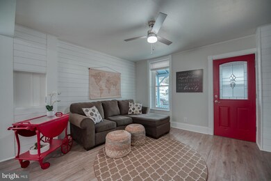 256 Bridge St, Spring City, PA 19475 - photo 3