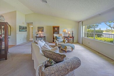 4330 Camrose Ln, West Palm Beach, FL 33417 - photo 6