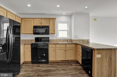 307 Crestmont St, West Reading, PA 19611 - photo 7