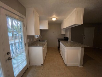 8024 Cambridge Cir unit A, Fort Worth, TX 76108 - photo 7