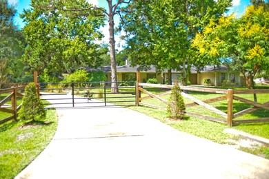Private Security Gate