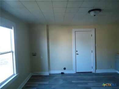 1101 S 33rd St, Temple, TX 76504 - photo 3