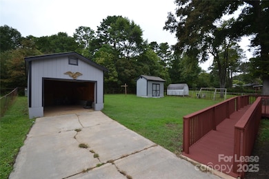 832 Tilden Rd, Charlotte, NC 28214 - photo 4