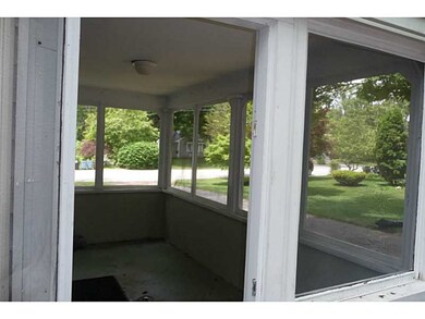 31 Argyle Ave, Riverside, RI 02915 - photo 4